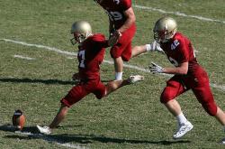 开云下载-杜兰特掌控比赛走势，湖人爆冷活塞揭示的现代篮球逻辑