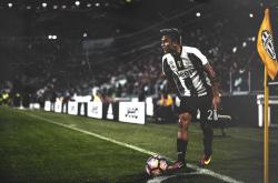 开云体育官网-当马刺狂胜遇上西甲德比，切特·霍姆格伦的欧洲舞台与NBA的胜利回响