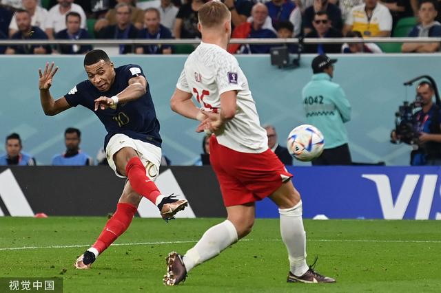 瑞典队在伤停补时阶段连进两球,大胜波兰晋级 瑞典队在伤停补时阶段连进两球,大胜波兰晋级