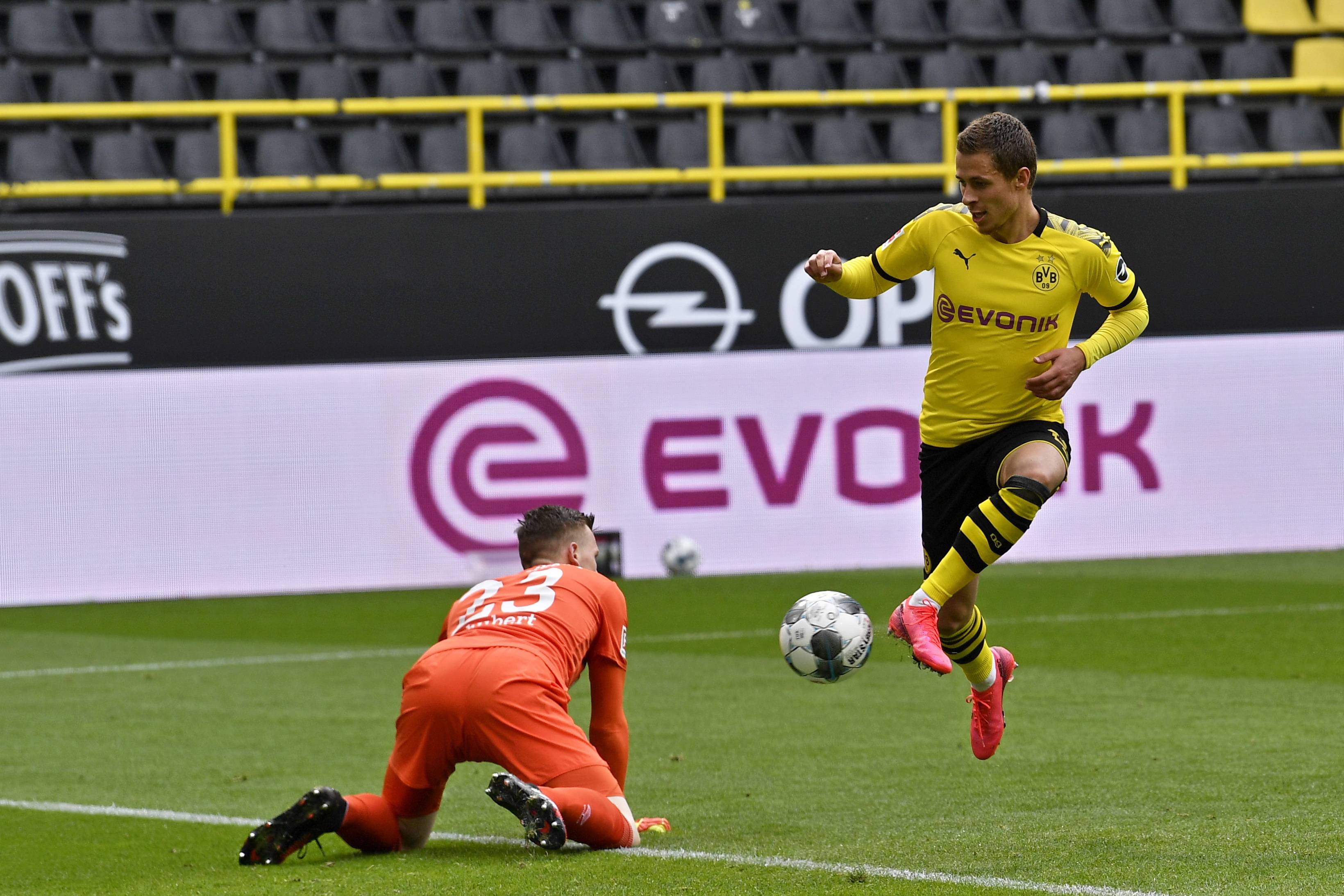 红海部落:多特蒙德将挑战雄心沙尔克的简单介绍 红海部落:多特蒙德将挑战雄心沙尔克的简单介绍