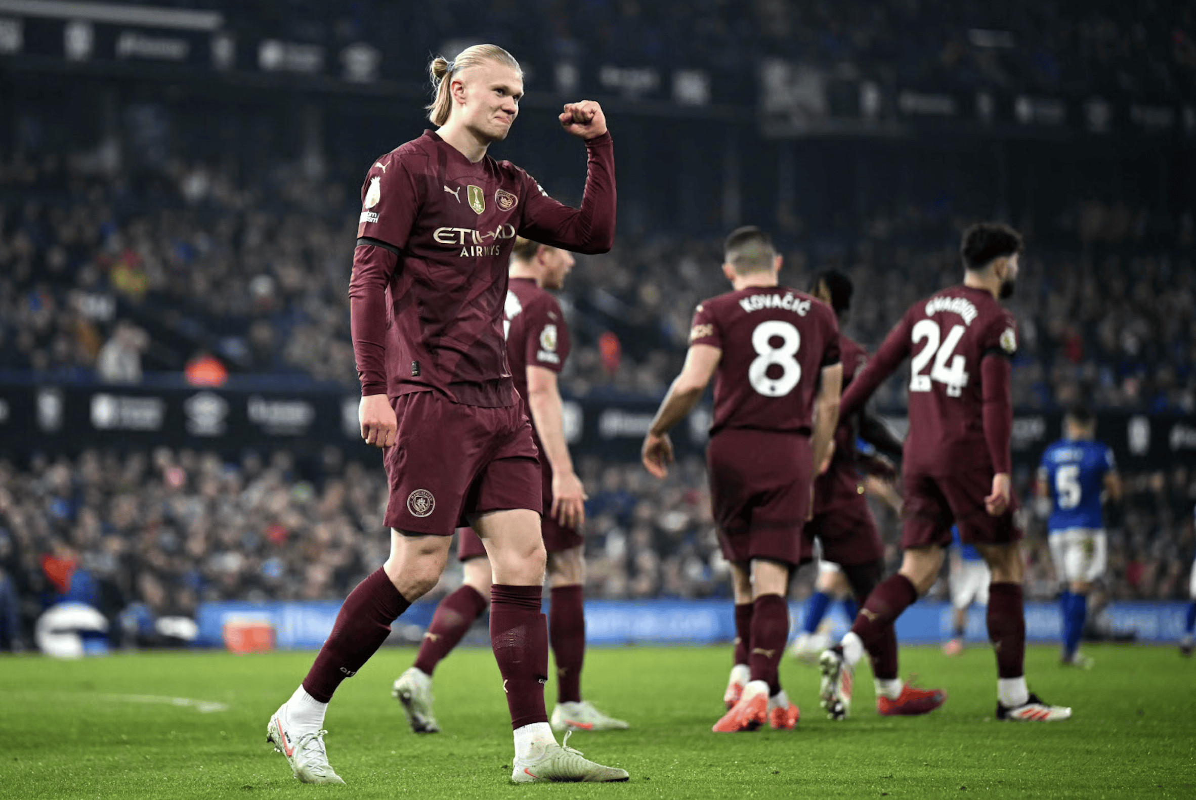 曼联主场大胜斯旺西城,豪取三分 曼联主场大胜斯旺西城,豪取三分