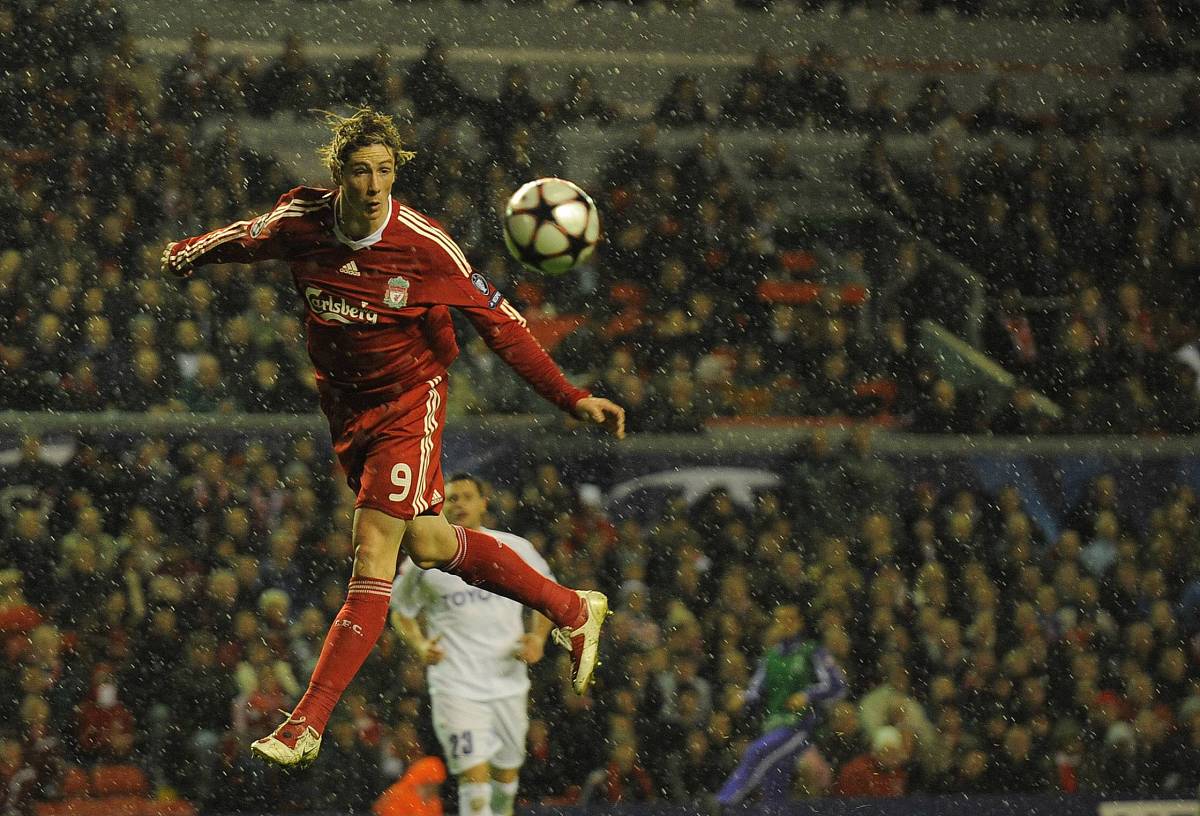 关于惊心动魄!比赛中的精彩瞬间令球迷尖叫不止的信息 关于惊心动魄!比赛中的精彩瞬间令球迷尖叫不止的信息