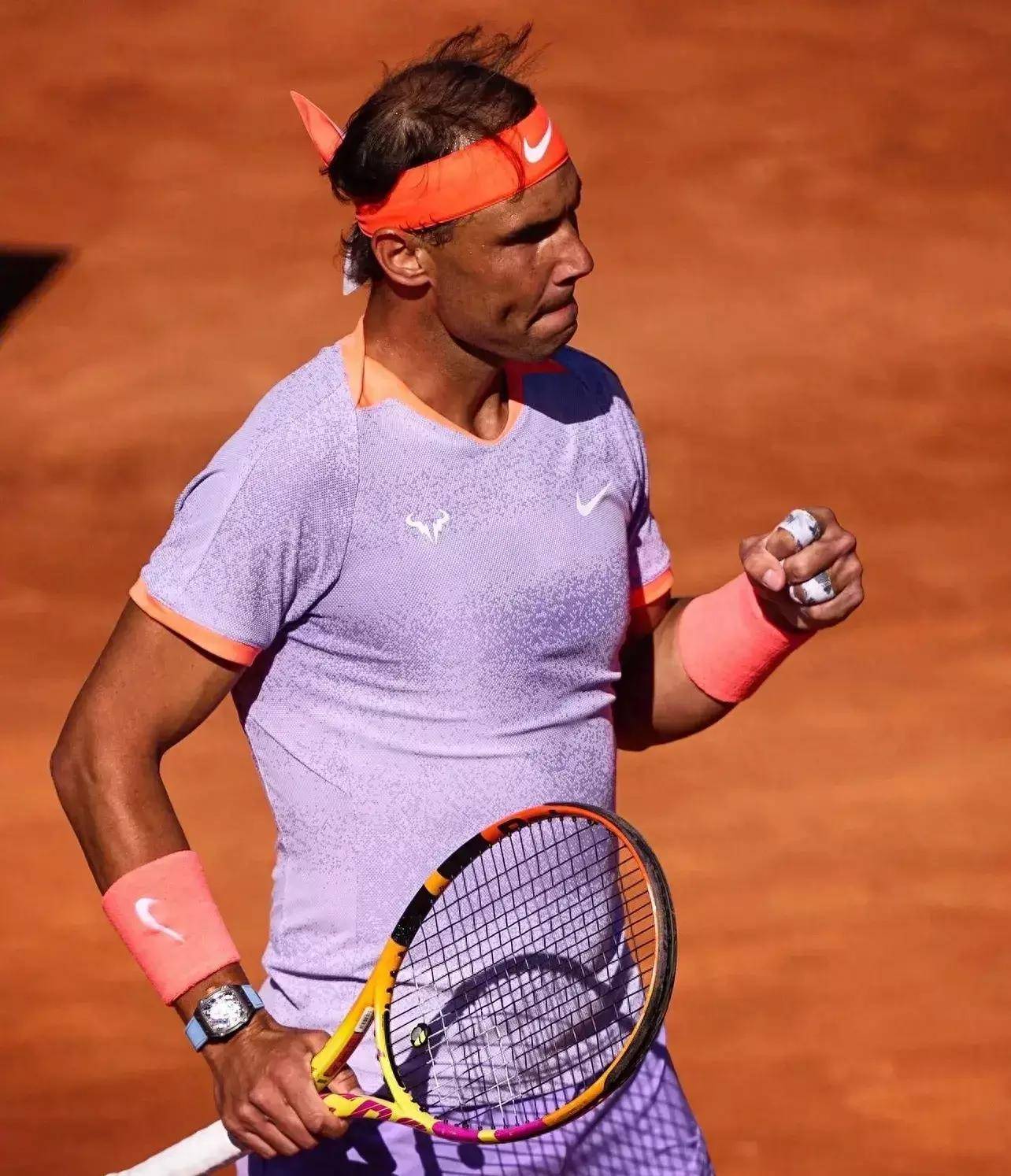 格拉纳达主场力克劲敌,气质非凡 格拉纳达主场力克劲敌,气质非凡