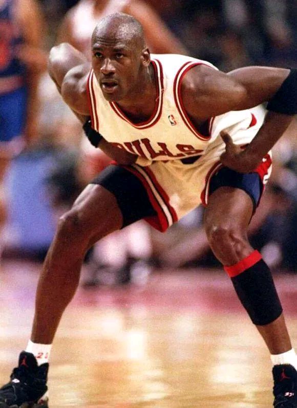 包含非洲篮球冠军集结训练,力争打破国际赛场记录的词条 包含非洲篮球冠军集结训练,力争打破国际赛场记录的词条