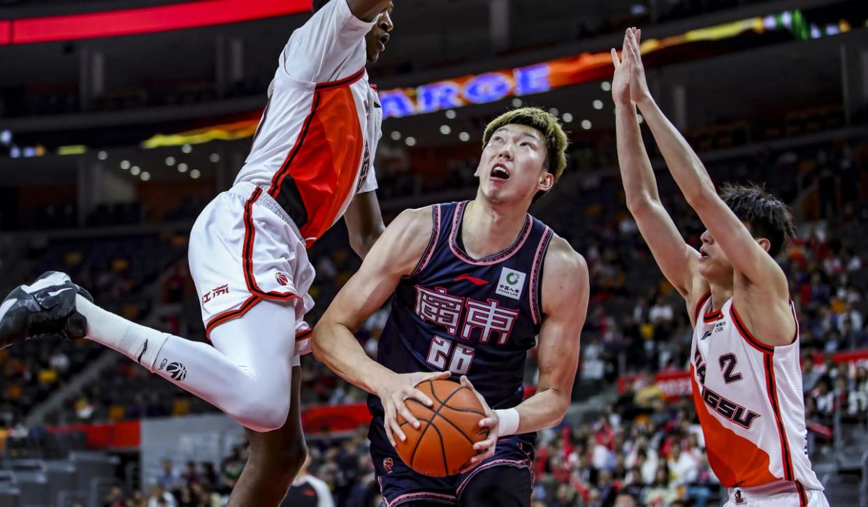 包含瑞士篮球赛季开幕！各队展现实力争冠的词条