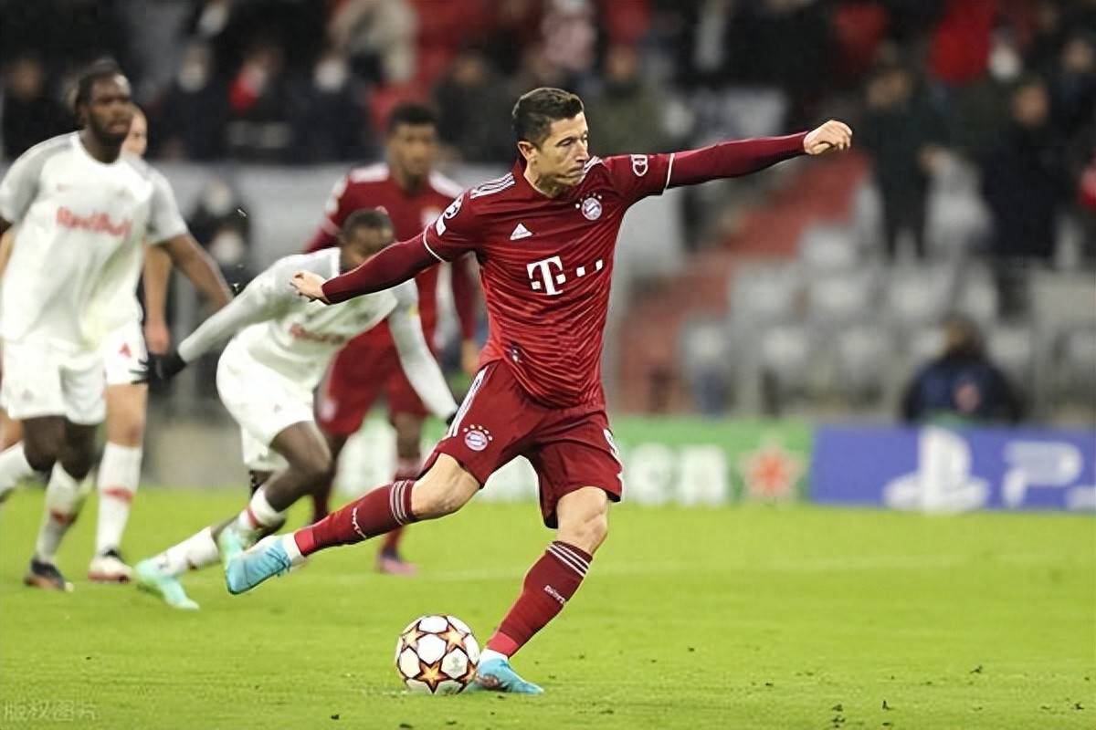 萨尔茨堡逆转获胜，晋级淘汰赛的简单介绍