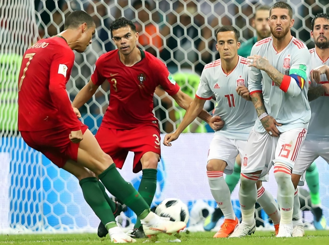 比赛开启!足球场上的精彩时刻引人入胜的简单介绍 比赛开启!足球场上的精彩时刻引人入胜的简单介绍