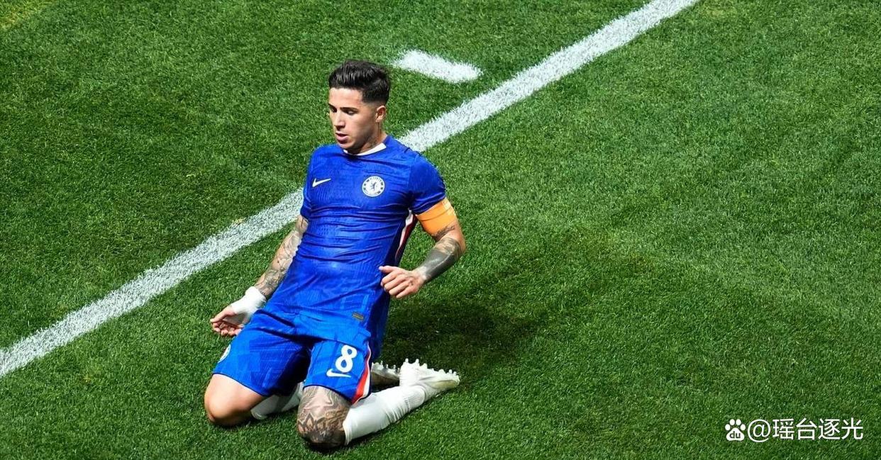 巴萨绝杀切尔西,阿尔瓦雷斯惊艳世界 巴萨绝杀切尔西,阿尔瓦雷斯惊艳世界