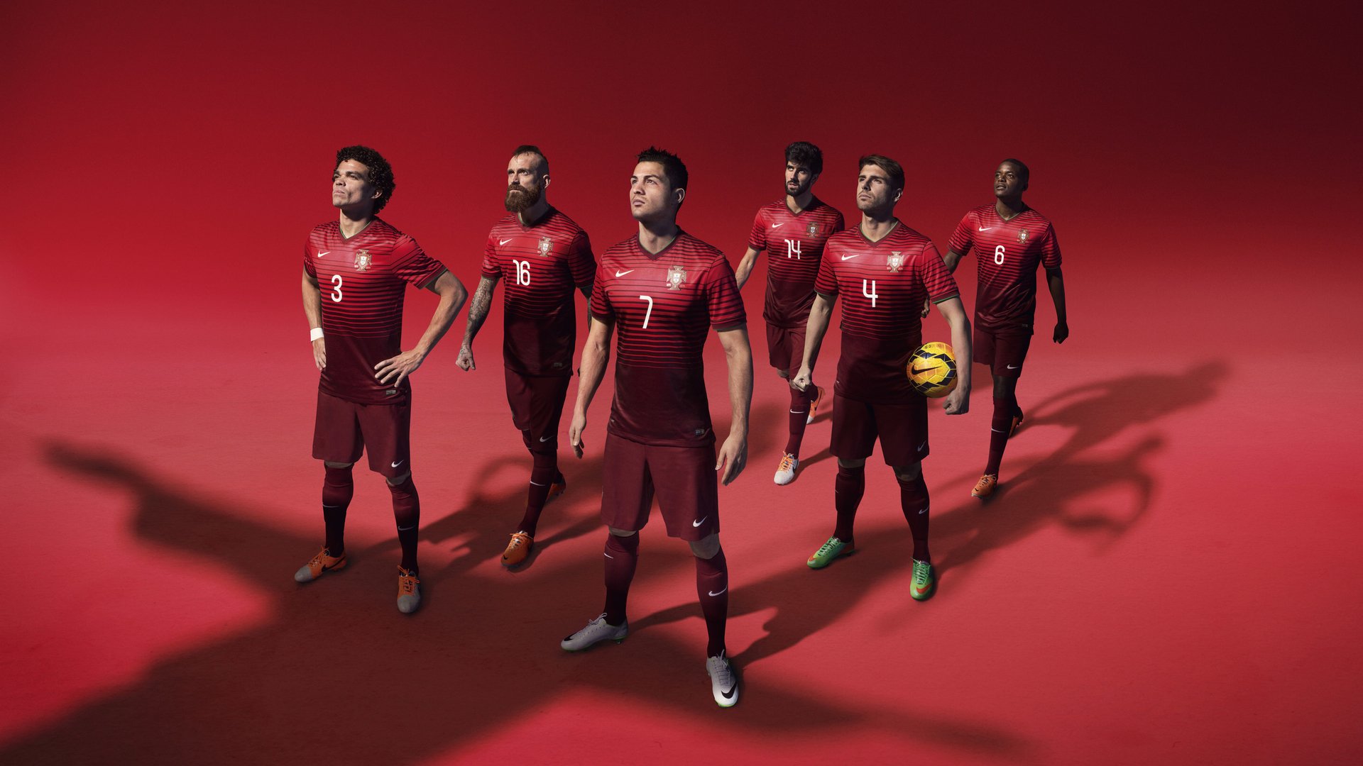 极寒与热土的对决，伊萨克惊艳四座，澳大利亚险胜冰岛背后的足球哲学